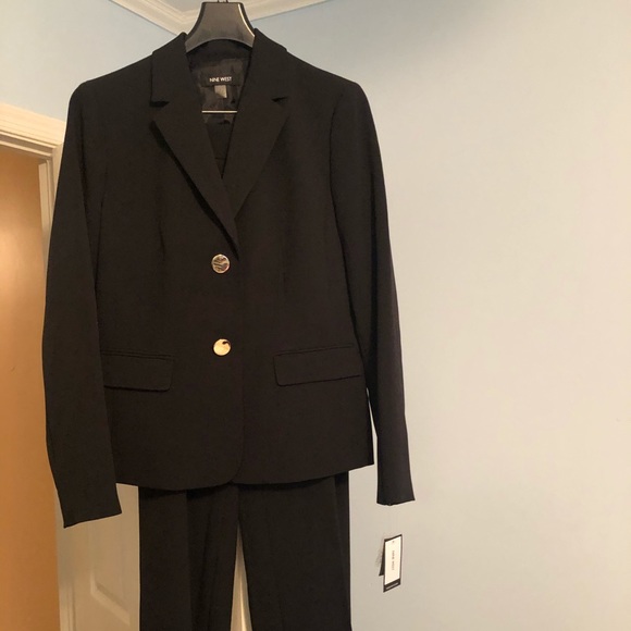 Nine West Suit never worn! - Picture 1 of 3
